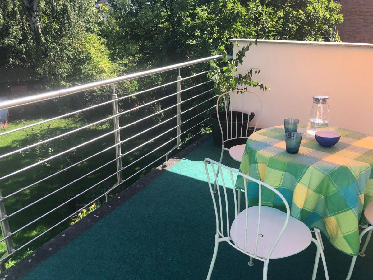 Glueck In Benrath Appartement Düsseldorf Buitenkant foto